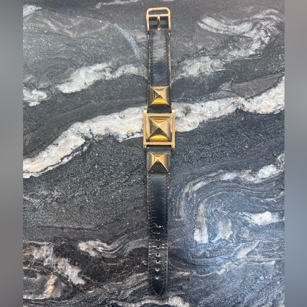 HERMÈS AUTHENTIC MEDOR 22mm watch Bordeaux PRELOVED GOLD HARDWARE $2800